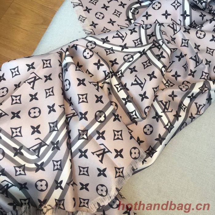 Louis Vuitton Scarf LVS00131